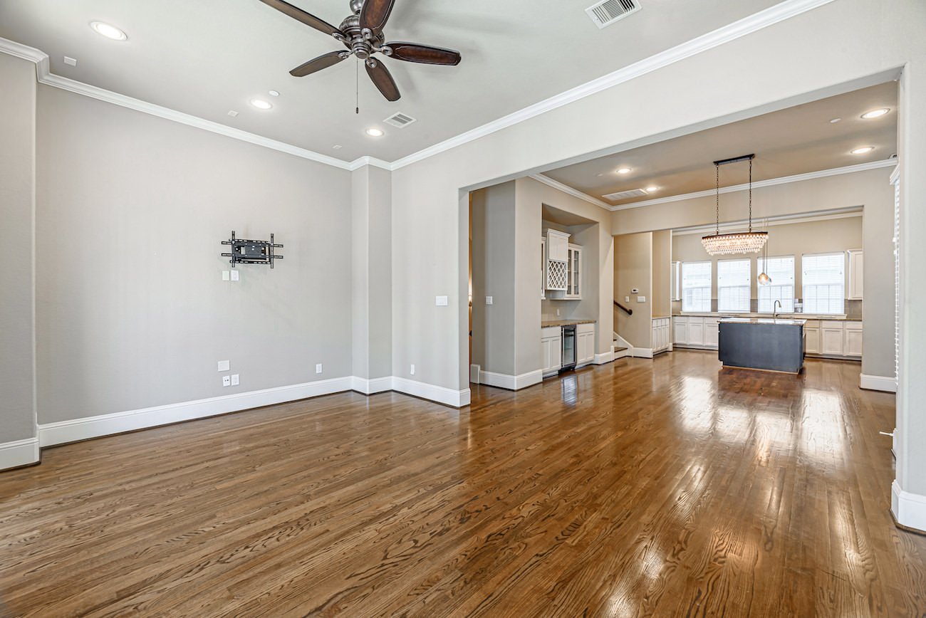 empty room needs virtual staging