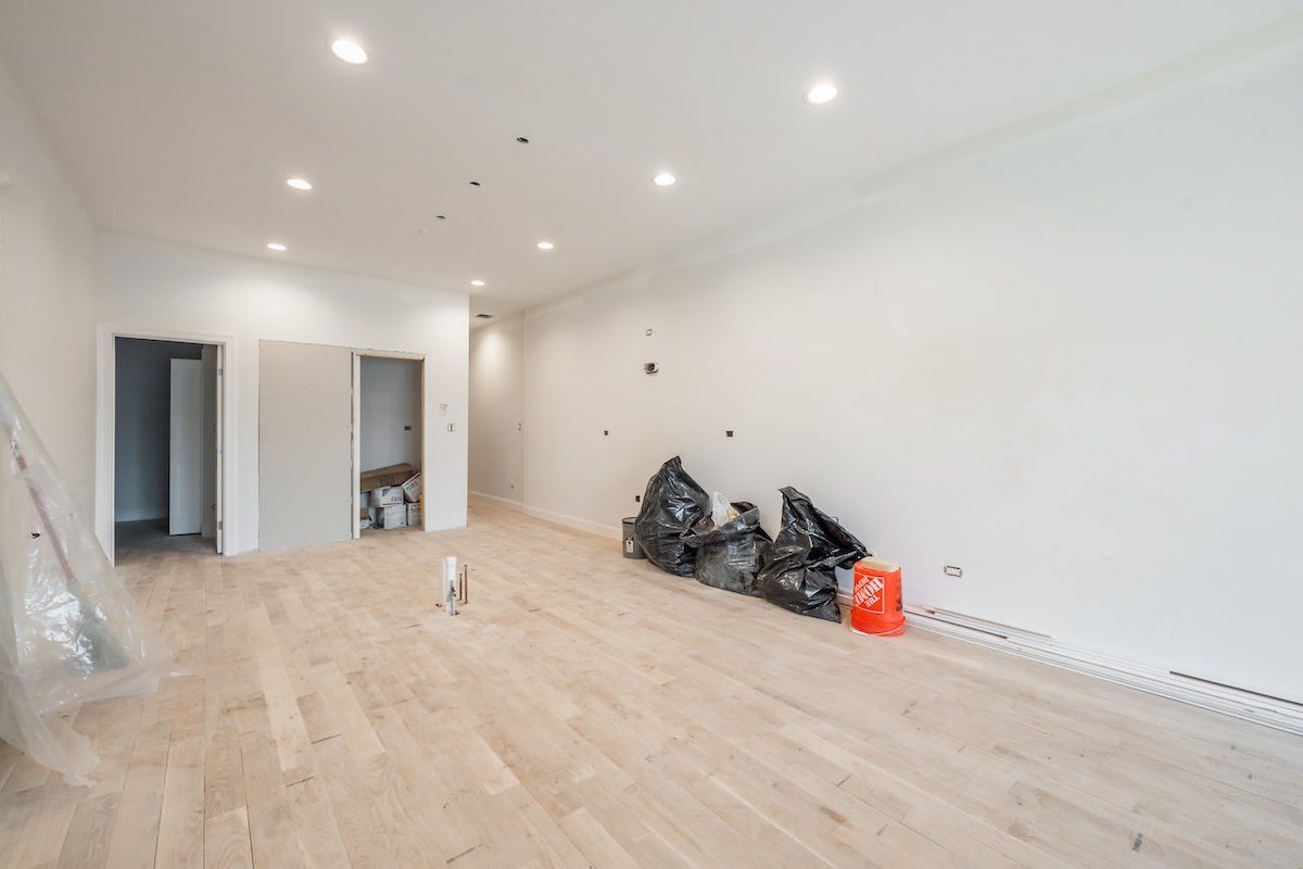 empty room needs virtual renovation